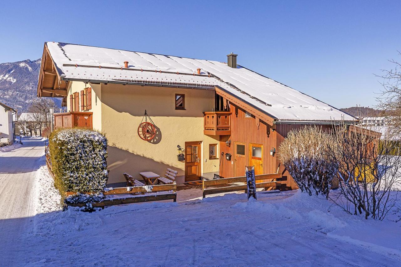 Chiemgauferienwohnungen - Wanderlust Und Alpenrose Унтервёссен Экстерьер фото