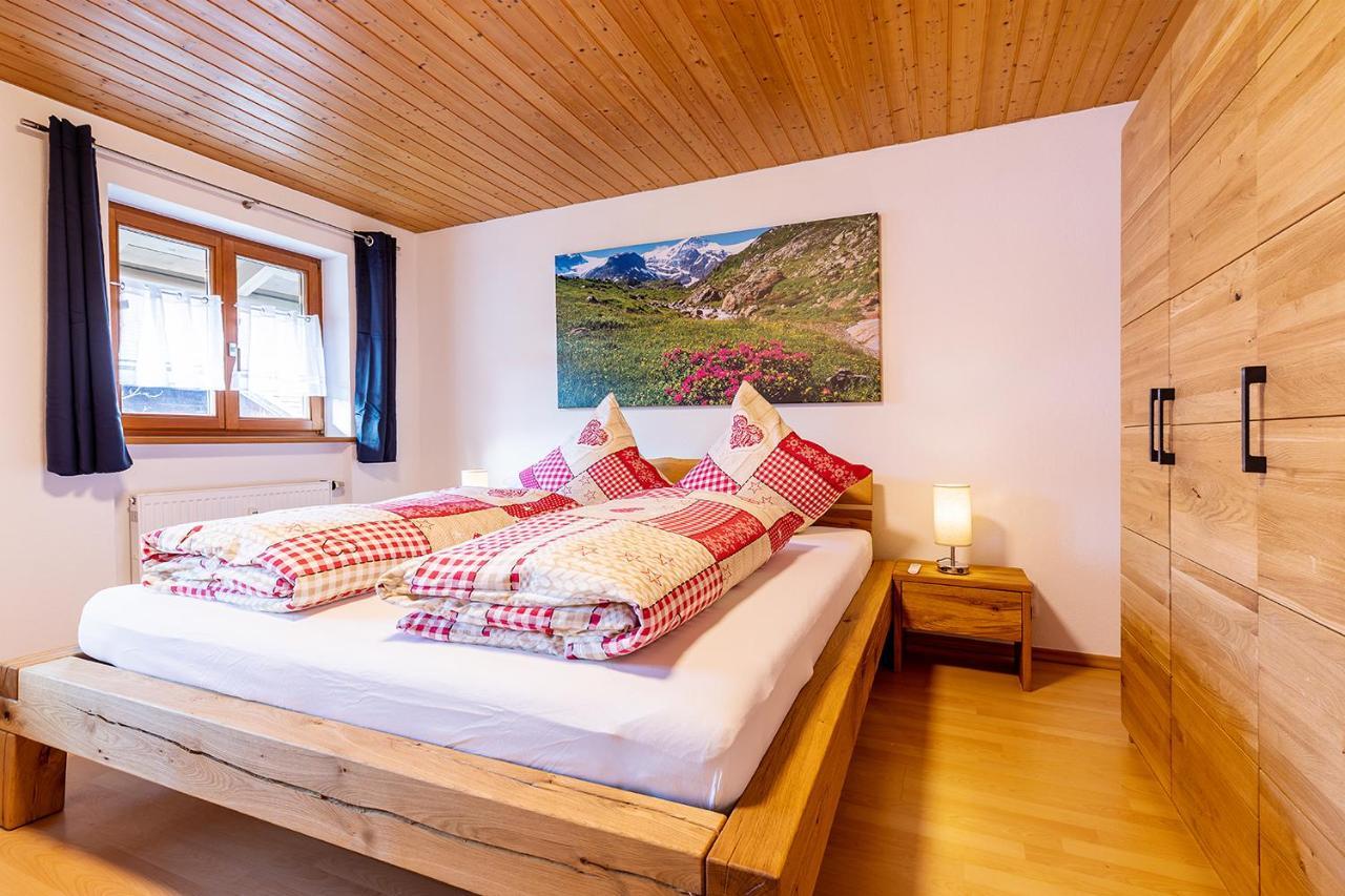 Chiemgauferienwohnungen - Wanderlust Und Alpenrose Унтервёссен Экстерьер фото